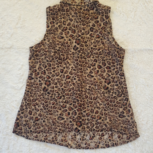 LACE Leopard Print Button Shirt. Size XL. - Picture 2 of 6